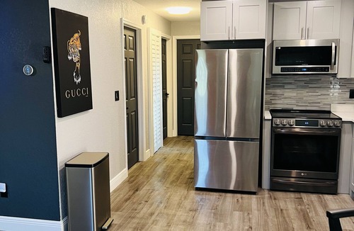 Eatonville House | 3Bdrm Home Near Downtown Orlando and Winter park