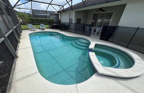 Calabay Parc Villa | 4 Bedroom/3 Bathroom Home close to the Disney Parks