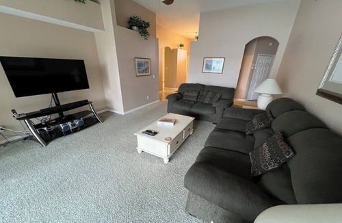 Calabay Parc Villa | 4 Bedroom/3 Bathroom Home close to the Disney Parks