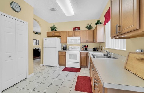 Calabay Parc Villa | 4 Bedrooms Home Nearby Disney and Golf Courses of Champions Gate - Sleeps 8
