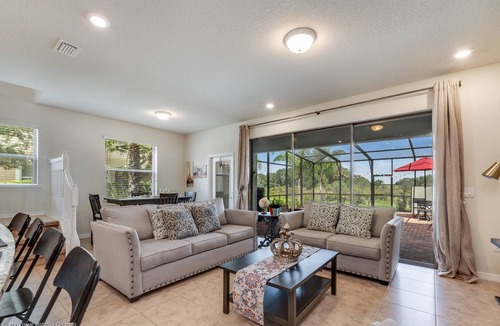 Loughman Cottage | 4615 Terrasonesta Drive