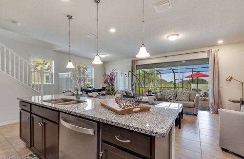 Loughman Cottage | 4615 Terrasonesta Drive