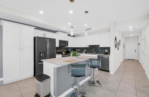 Kissimmee Villa | 5 Star Condo on Orlando’s most Exclusive Storey Lake Resort Orlando Condo 6160