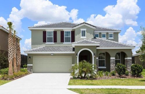 Loughman House | 5144 Oakbourne Avenue home