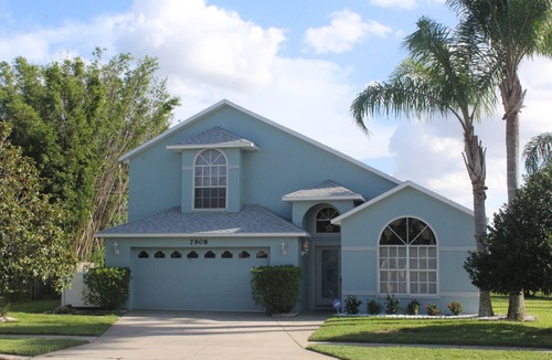 West Kissimmee House | 6 BR Waterslide Home 4.5 Miles to Disney World!