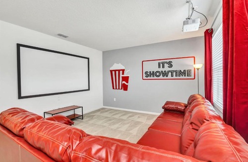 Kissimmee House | 6BR Luxury Home - Private Pool & Games Room