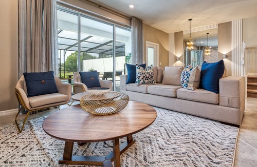 Loughman Villa | 7553 Oak Spring Lane