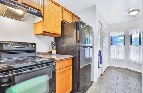Orlando Condo | A Charming Orlando Condo near UCF & Spacious Outdoor Space