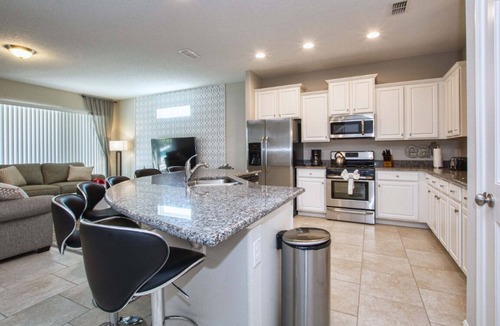Loughman House | Affordable and so close to Disney | Solterra Resort