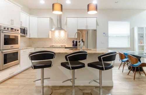 Lake Davis - Greenwood Villa | At Lakes Upscale Villa/Next to Downtown Orlando