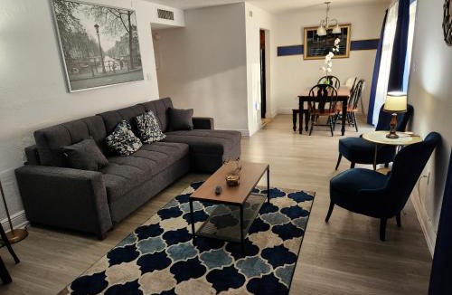 Southwest Orlando Apartment | Beautiful 2-Bedroom Condo Near Universal and other Orlando Attractions, King Bed & Wi-Fi