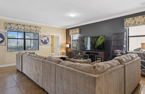 Davenport House | Beautiful 6Bd Providence At Victoria Woods-2318MVD