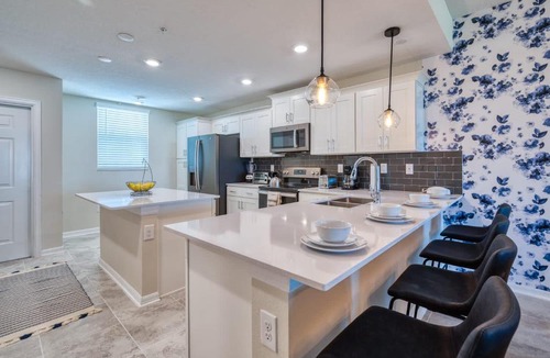 Kissimmee House | Beautiful Condo at Storey Lake near Disney