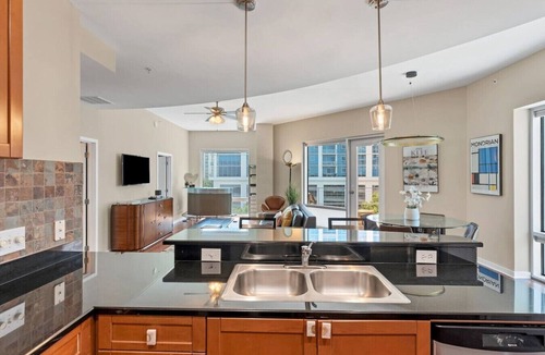 South Eola Condo | Beautiful Downtown Condo 1/1
