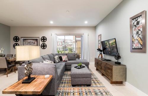 West Kissimmee Villa | Beautiful Family Villa Patio area with BBQ 5min Disney