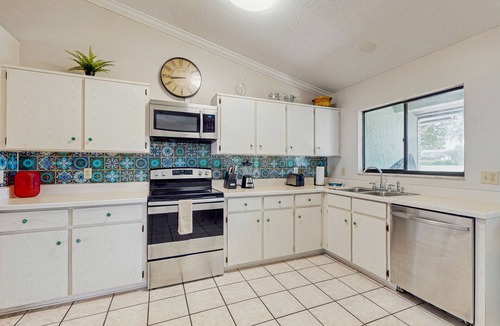 Indian Ridge House | Beautiful home with private pool and space for the whole family