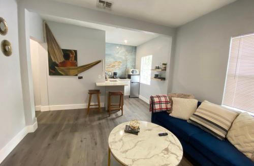 Sanford Apartment | Bella Breeze