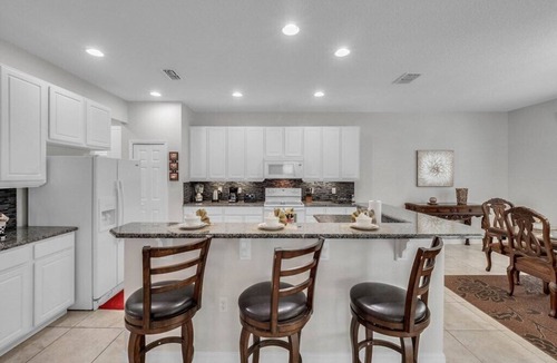 Bellavida Apartment | BELLA VIDA RESORT 351LF-6BEDROOMS-6.5BATH-16PEOPLE-AMAZING GAME ROOM-CLOSE TO DISNEY