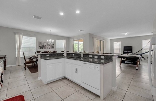 Bellavida Apartment | BELLA VIDA RESORT 351LF-6BEDROOMS-6.5BATH-16PEOPLE-AMAZING GAME ROOM-CLOSE TO DISNEY