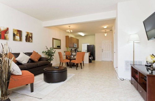 Bellavida House | Bella Vida Townhome with private pool near Disney