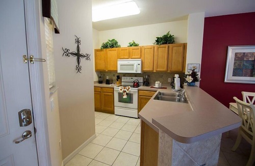 West Kissimmee House | BEST VALUE Encantada Townhouse! Close to Multiple Main Pools and Amenities!