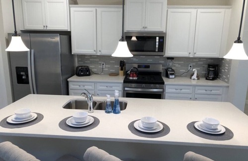 Loughman House | Bright Elegant Home @ Solterra!
