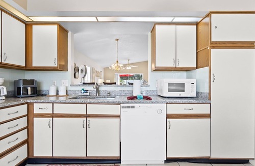 Buena Ventura Lakes House | BUENAVENTURA LAKES (263HS) - 3BR 2BA home with pool in a private setting