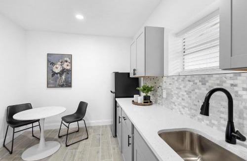 Oviedo House | Charming 1br Stay Wi-fi Included 25 Off