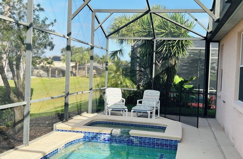 Calabay Parc Villa | Charming 3-bedroom villa with pool and spa . Sleeps 8 guests