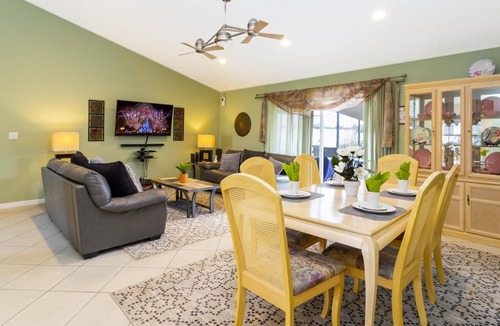 Indian Ridge House | Charming 3Bd w/ Pool Close to Disney @ 7826 Indian Ridge