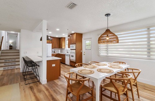 Orlando House | Cheerful 4-bedroom POOL Home, Next to Universal