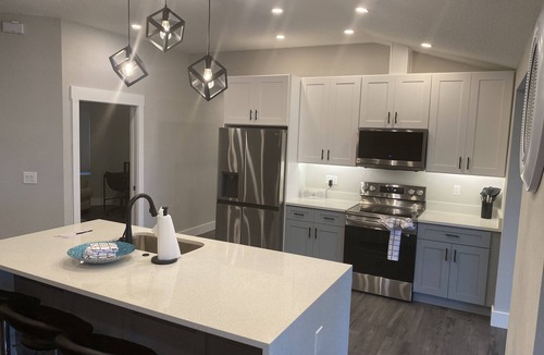 Southwest Orlando House | Clear Lake Retreat: Private pool and spa, lakefront