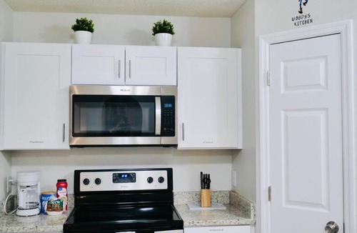 Kissimmee House | Close 2 Disney Fun House - Free Wine, Coffee, Game room & BBQ Grill