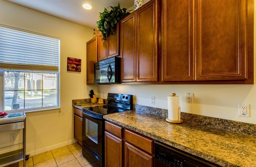 Crestwynd Bay House | Close to Disney 3 bdrm 2.5 bath- Unit20 Crestwynd