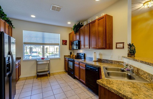 Crestwynd Bay House | Close to Disney 3 bdrm 2.5 bath- Unit20 Crestwynd