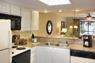 Florida Center Resort | Club Wyndham Orlando International