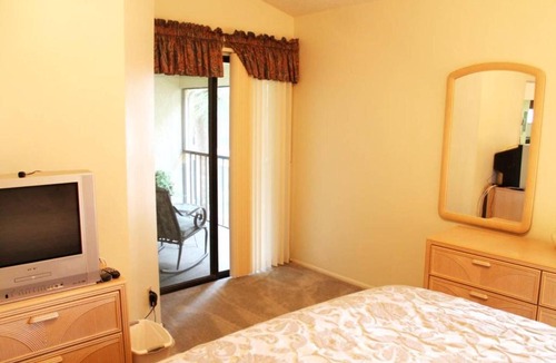 Ventura House | Clubview Holiday Condo