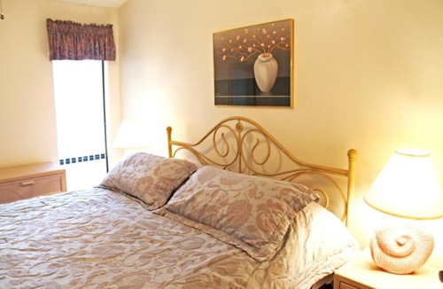 Ventura Apartment | Clubview Two-Bedroom Condo #3006