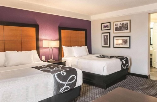 Airport North Hotel | Comfortable Stay Perfect for Early Flights Near Orlando Airport | 2 Rooms