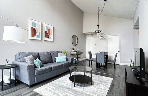 Ventura Condo | Cozy 1-bedroom Condo in Luxury Gated Community