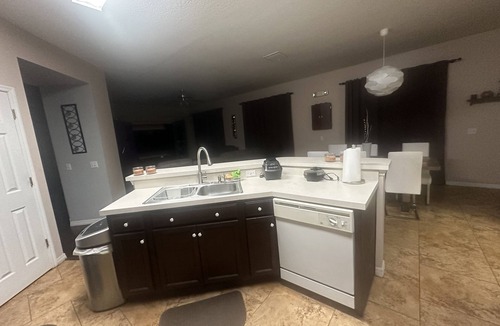 Kissimmee House | Cozy 3-bedroom in Golf & Gated Community- private pool and firepit