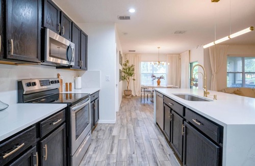 Buena Ventura Lakes House | Cozy home near MCO