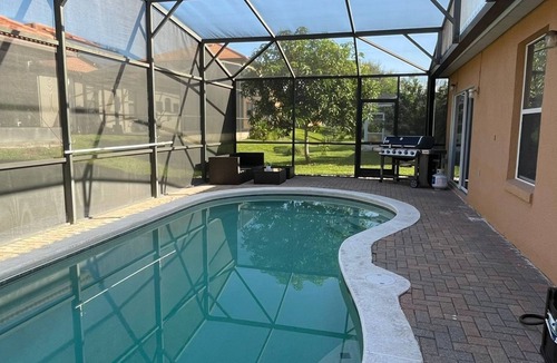Buena Ventura Lakes House | Cozy house. 3BR/2BA Pool and space for the whole Family. close to all the action