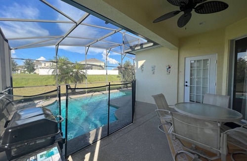 Calabay Parc House | Cozy Pool Home near Restaurants in Davenport
