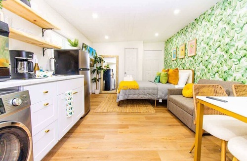 Orlando Apartment | CozyHome BigGrdn RmWTub PetOkUCF