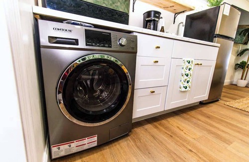 Orlando Apartment | CozyHome BigGrdn RmWTub PetOkUCF