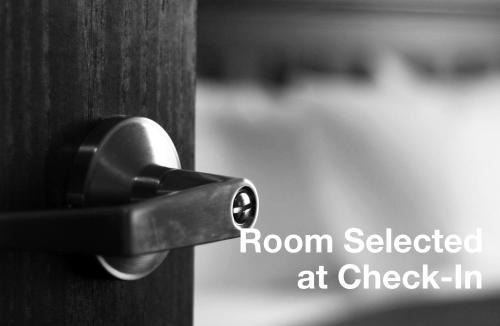 Southwest Orlando Hotel | Days Inn by Wyndham Orlando Downtown