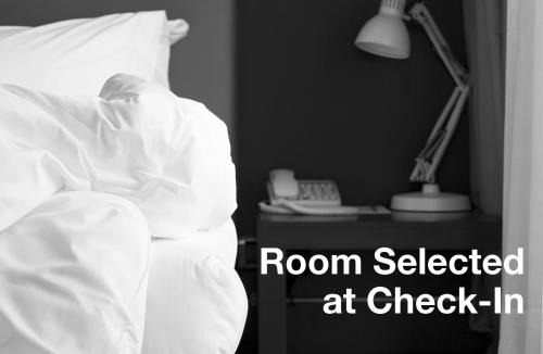 Southwest Orlando Hotel | Days Inn by Wyndham Orlando Downtown