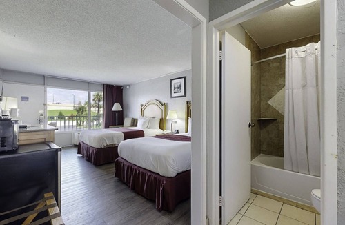 Rio Grande Park Hotel | Days Inn by Wyndham Orlando Downtown