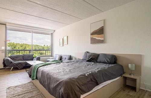 Kissimmee Apartment | Delightful 1BR Condo Next to Disney With Lake view